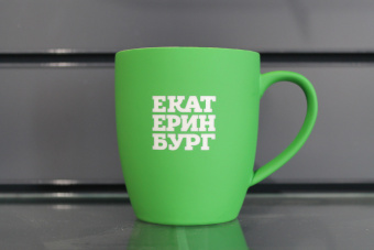 Кружка с прорезиненной поверхностью арт. 6861-61 зеленая  с лого Екатеринбург